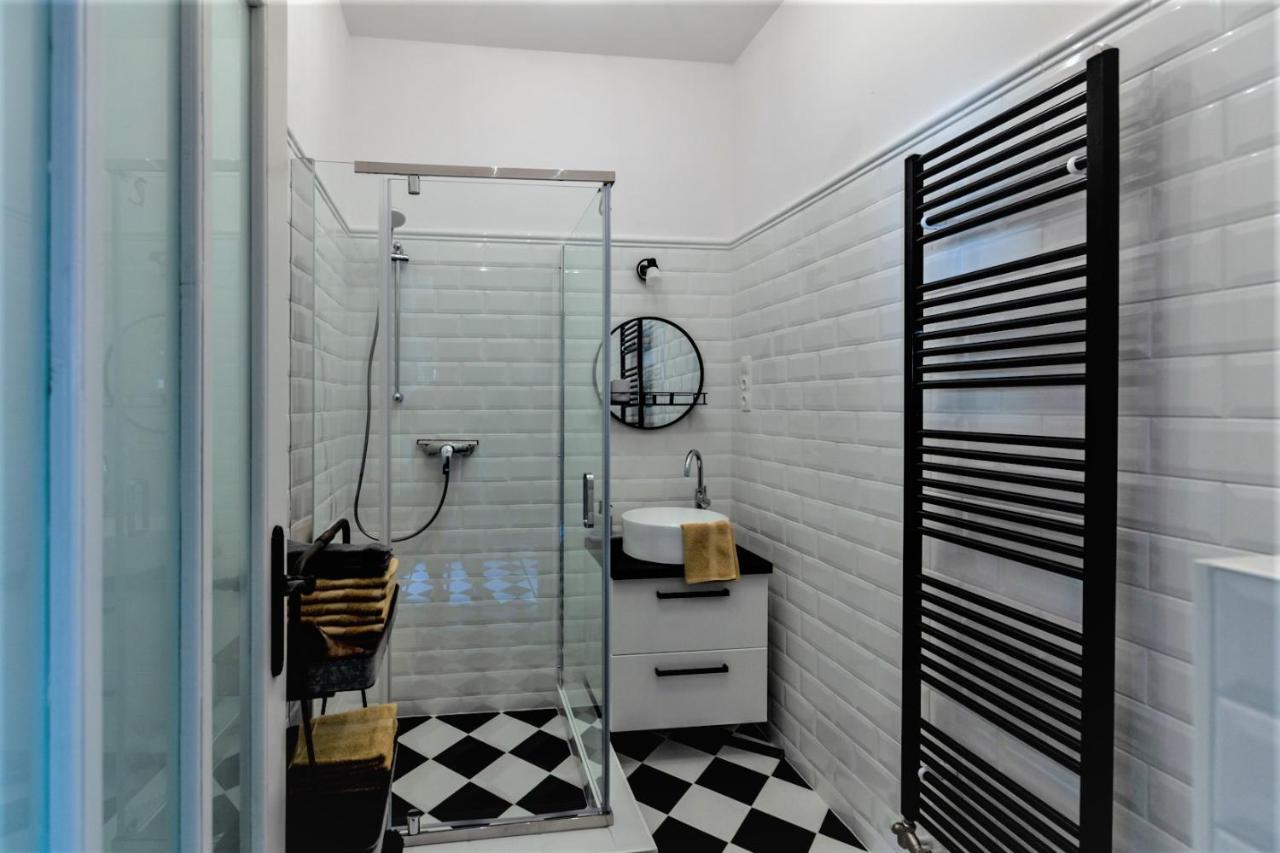 Bab-Lak Apartman Kisvarda Exterior photo